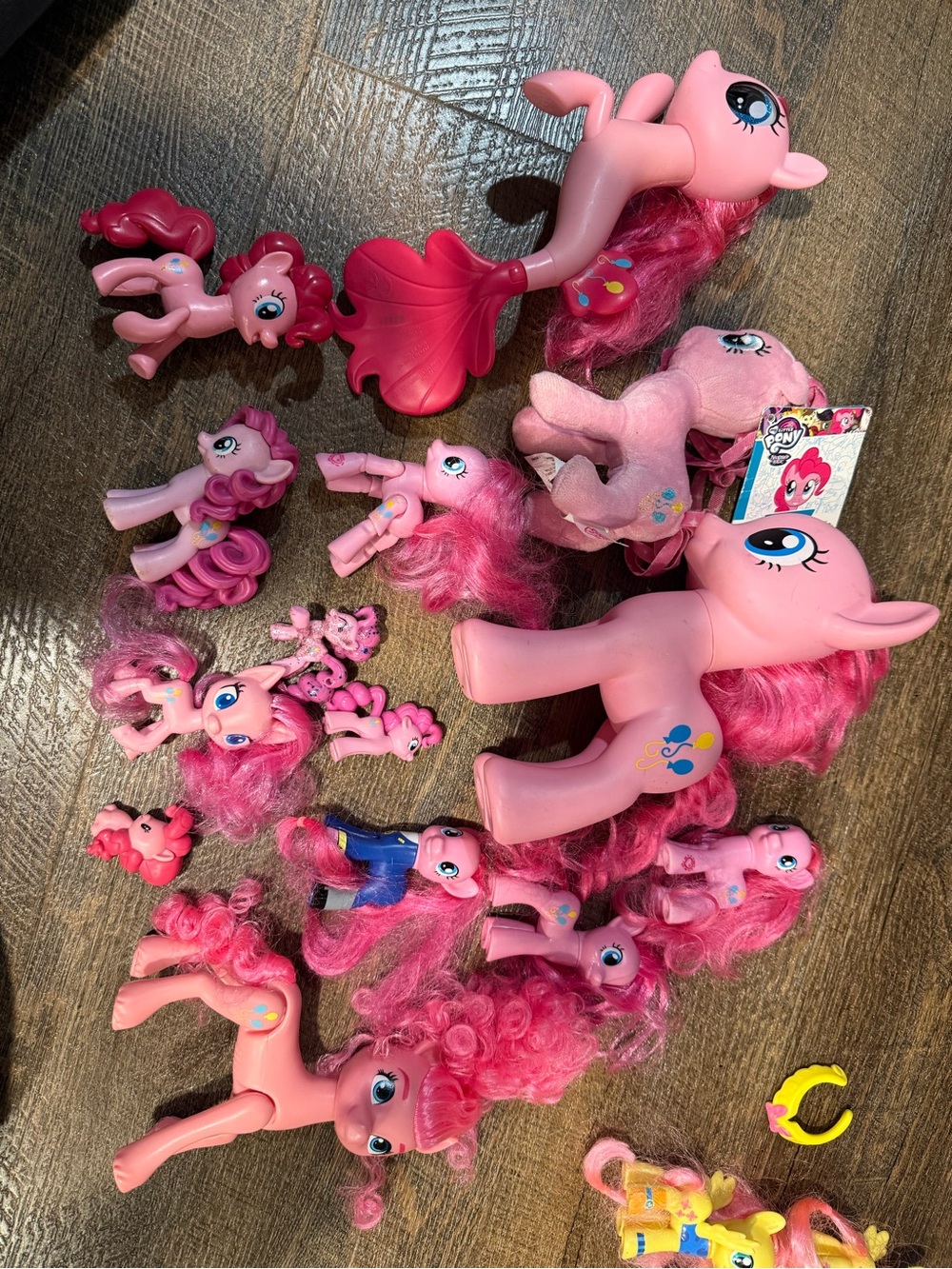 My Little Pony Pink Figure Lot with Curly Manes - Assorted Pink Shades